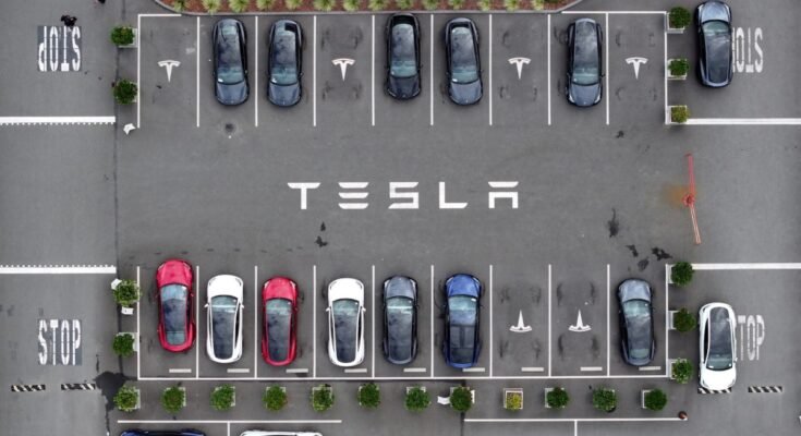 overhead of Tesla parking lot